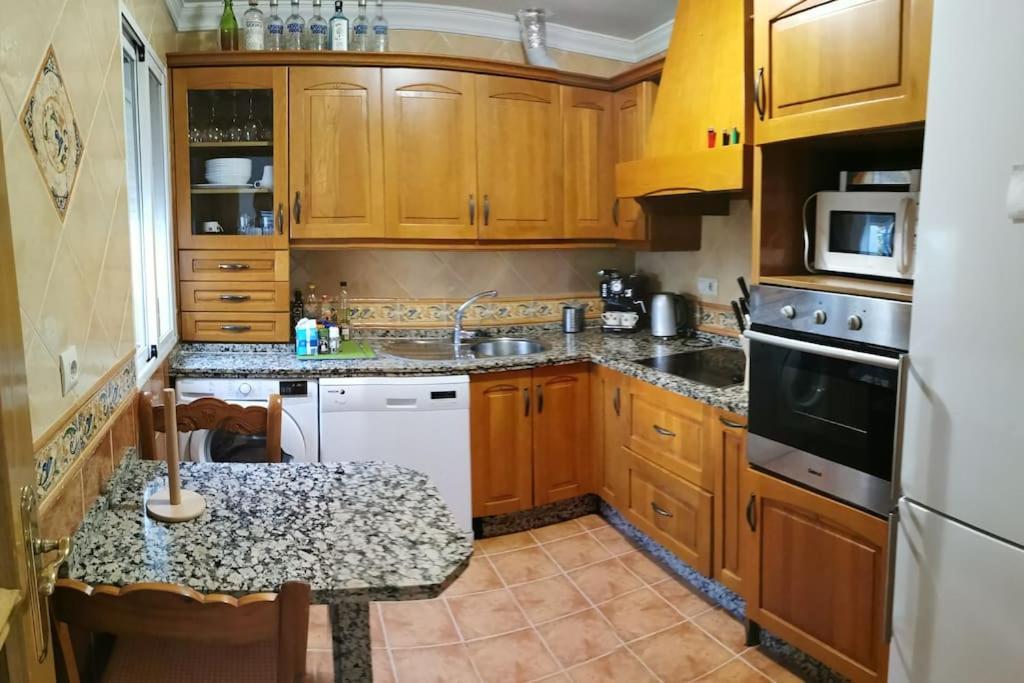 Virgen Bien Aparecida - Entire House Malaga